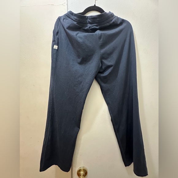 Vuori Pants - Picture 2 of 5